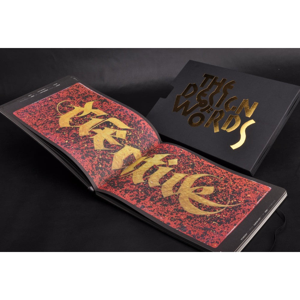 Moleskine Art Bücher - The Design Of Words / Hardcover / A4 / schwarz mit Prägung