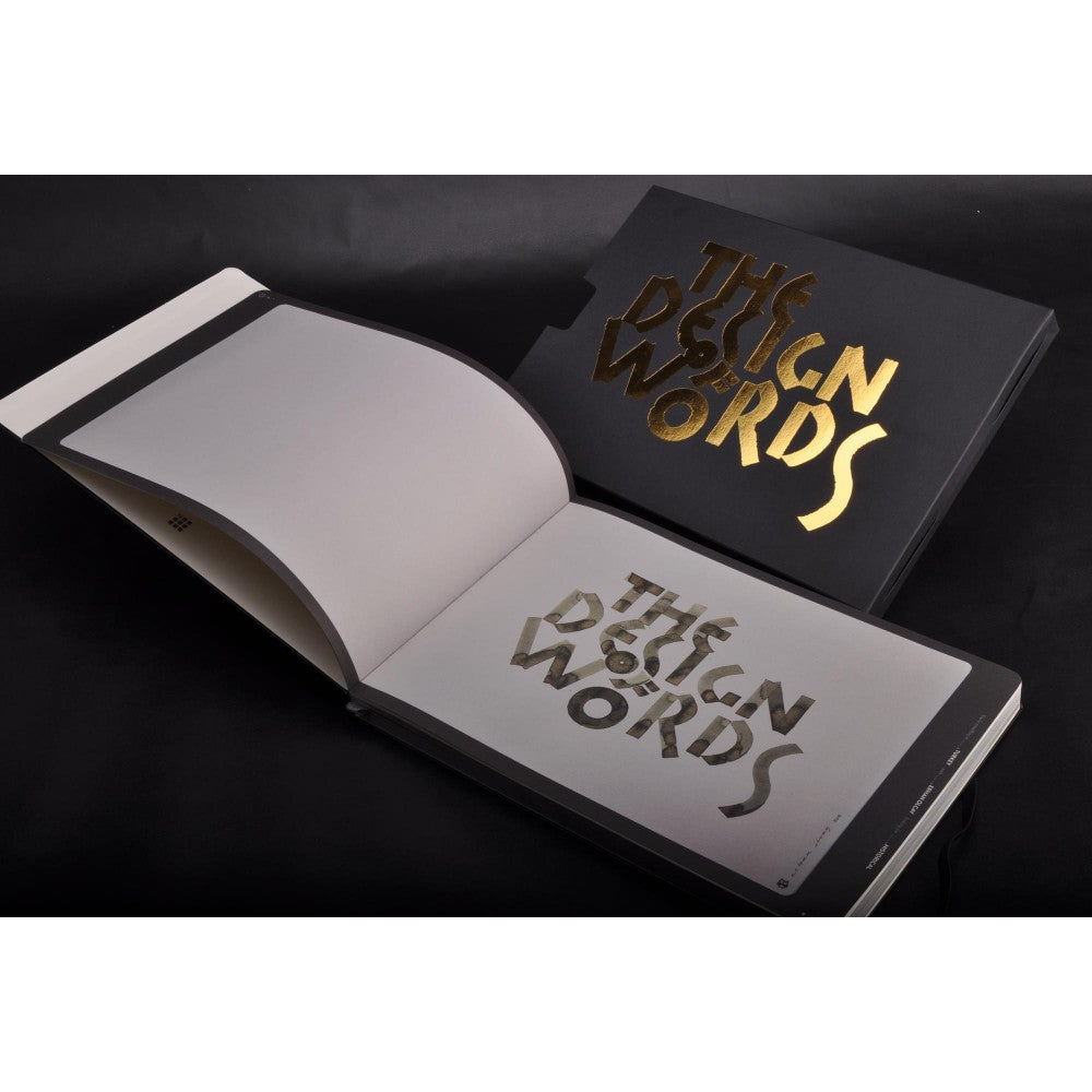 Moleskine Art Bücher - The Design Of Words / Hardcover / A4 / schwarz mit Prägung