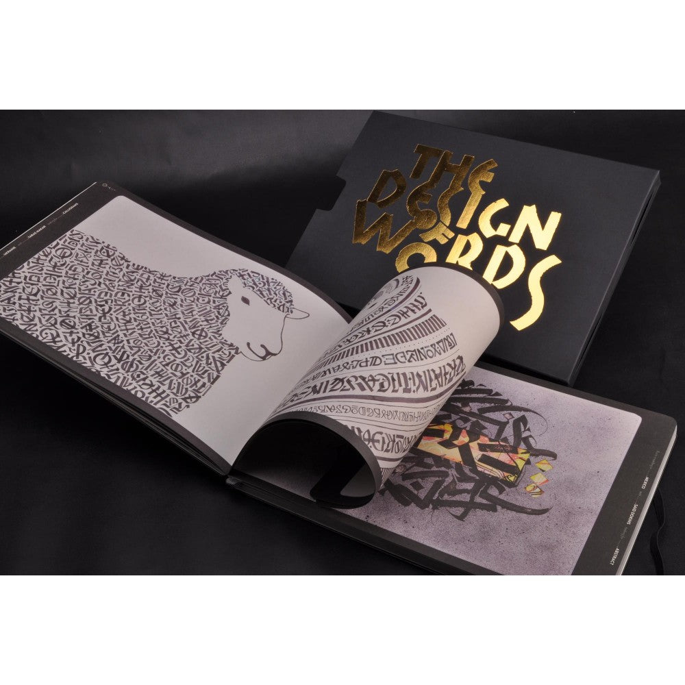 Moleskine Art Bücher - The Design Of Words / Hardcover / A4 / schwarz mit Prägung