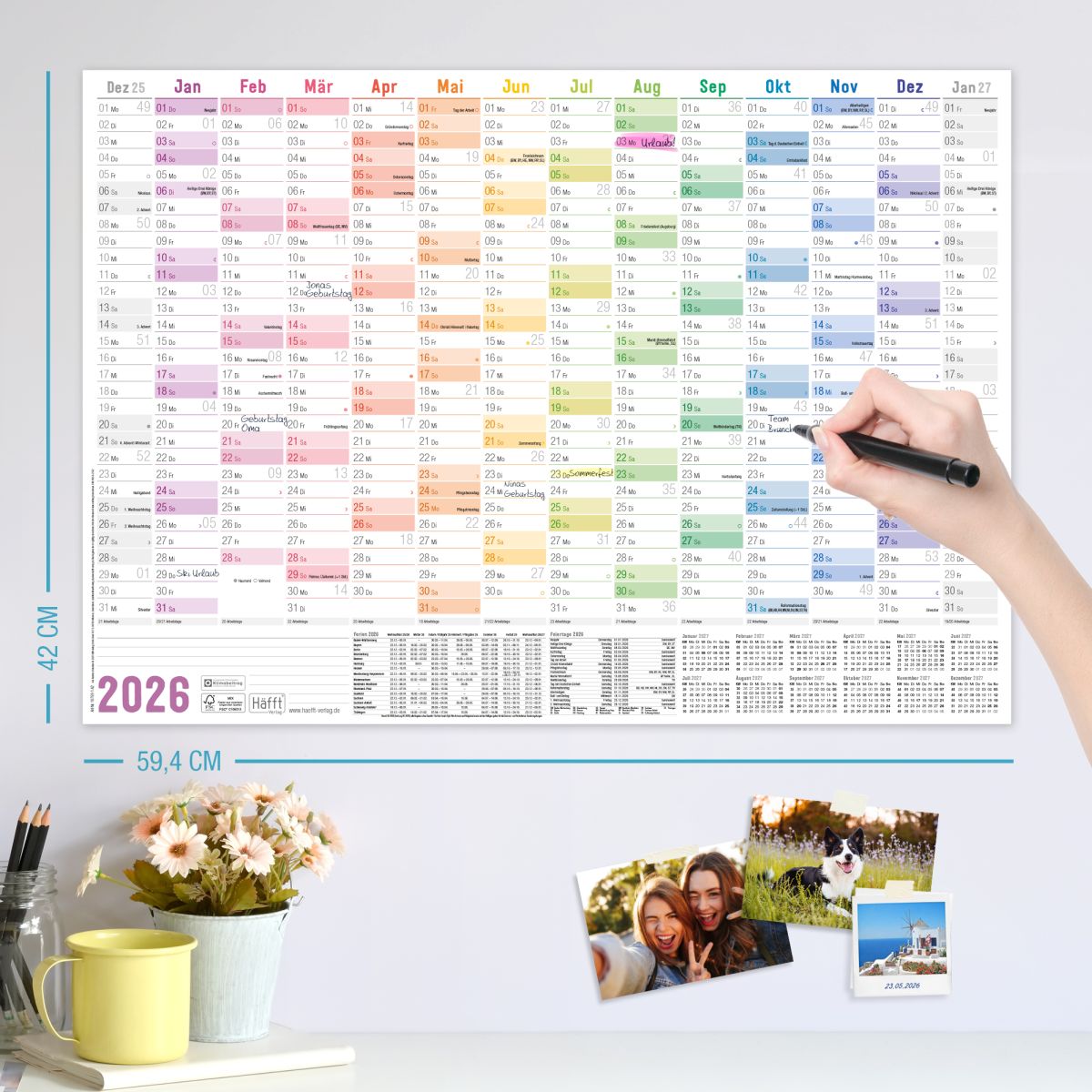 Wandkalender 2026 - A2 / gefalzt + Extra A3 & A4-Übersicht / Rainbow / Häfft-Verlag
