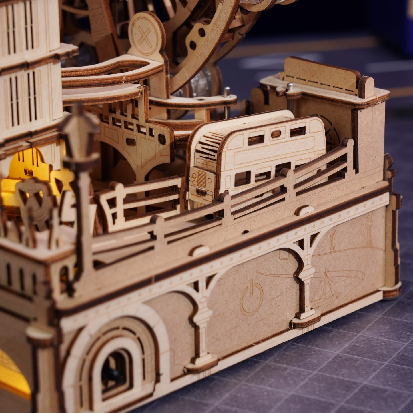 ROKR 3D-Holz-Puzzle Kugelbahn "Marble Travel London"