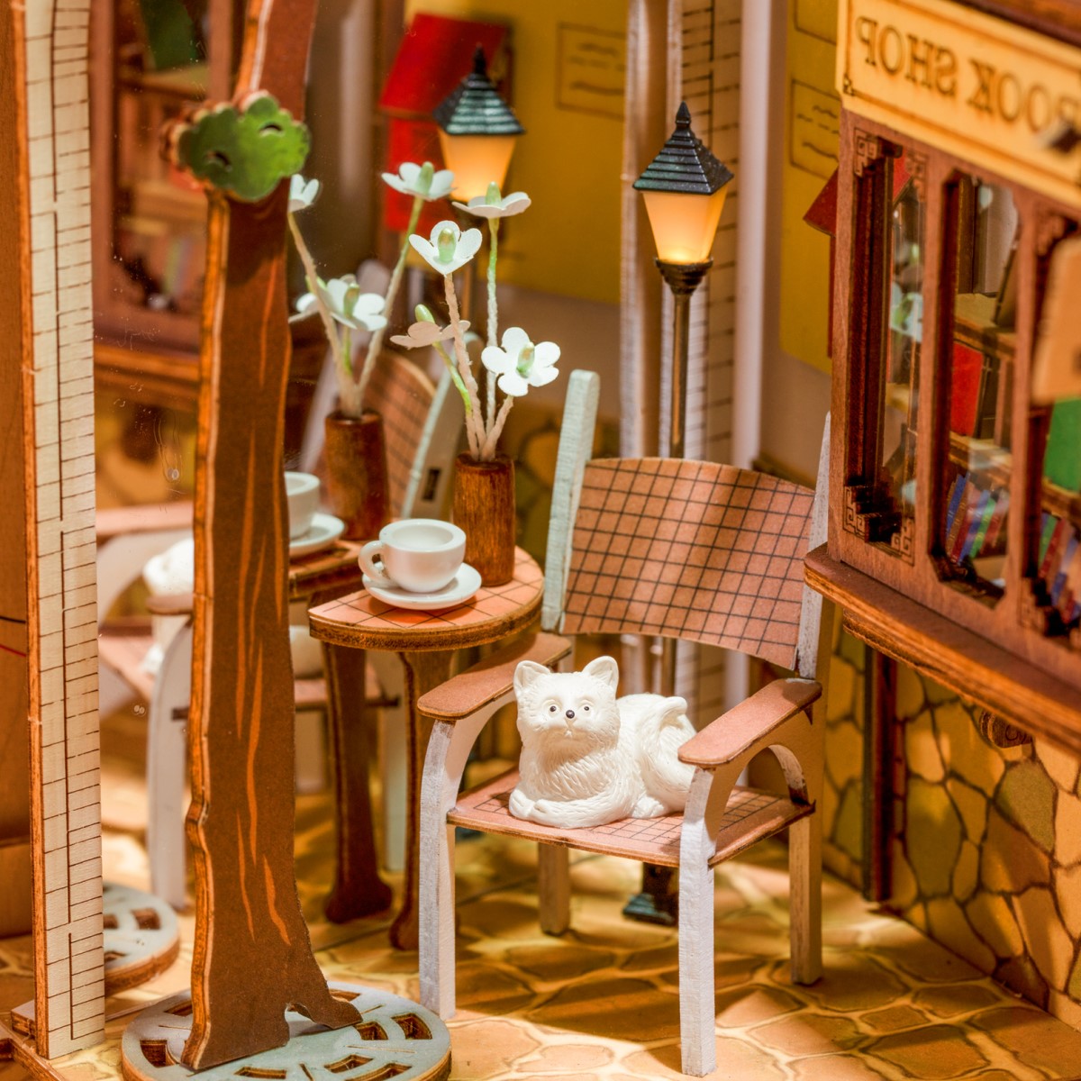 Rolife 3D-Holz-Puzzle Book Nook "Sunshine Town"