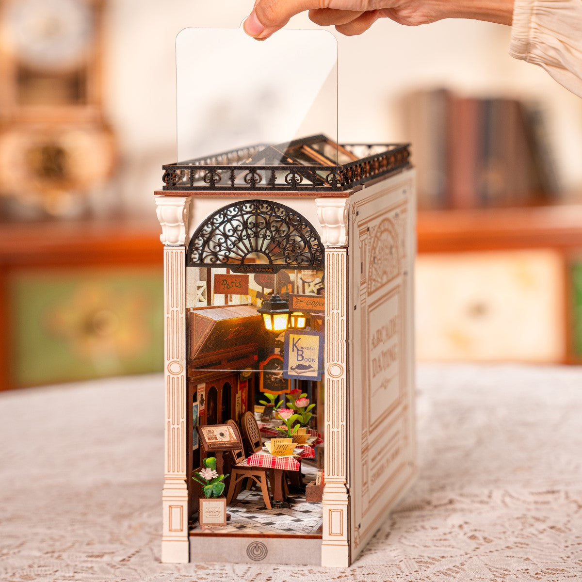 Rolife 3D-Holz-Puzzle Book Nook "Arcade Dating"