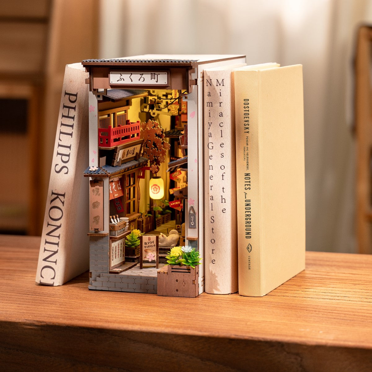 Rolife 3D-Holz-Puzzle Book Nook "Sakura Wine Alley"
