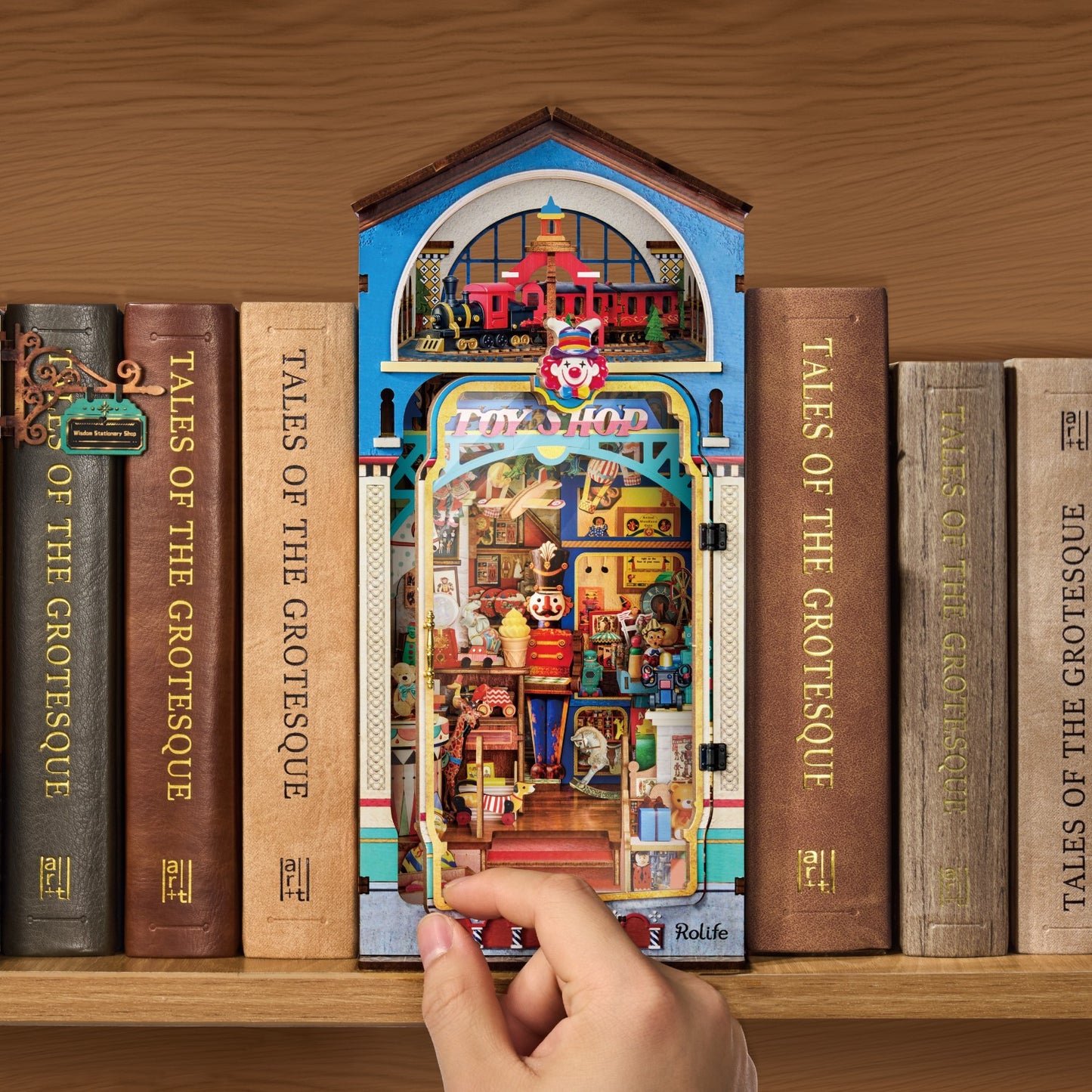 Rolife 3D-Holz-Puzzle Book Nook "Treasure Toy Shop"