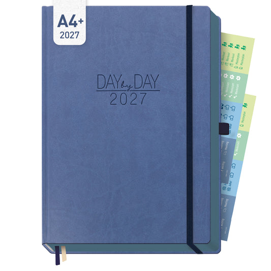 Coveransicht von Häfft Organizer Day by Day Maxi Tageskalender 2027 A4+ im Motiv „Business Blue“.