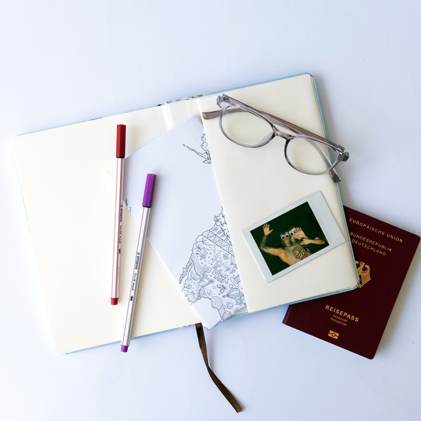 Awesome Maps Travel Journal / A5 / Hardcover / Blanko