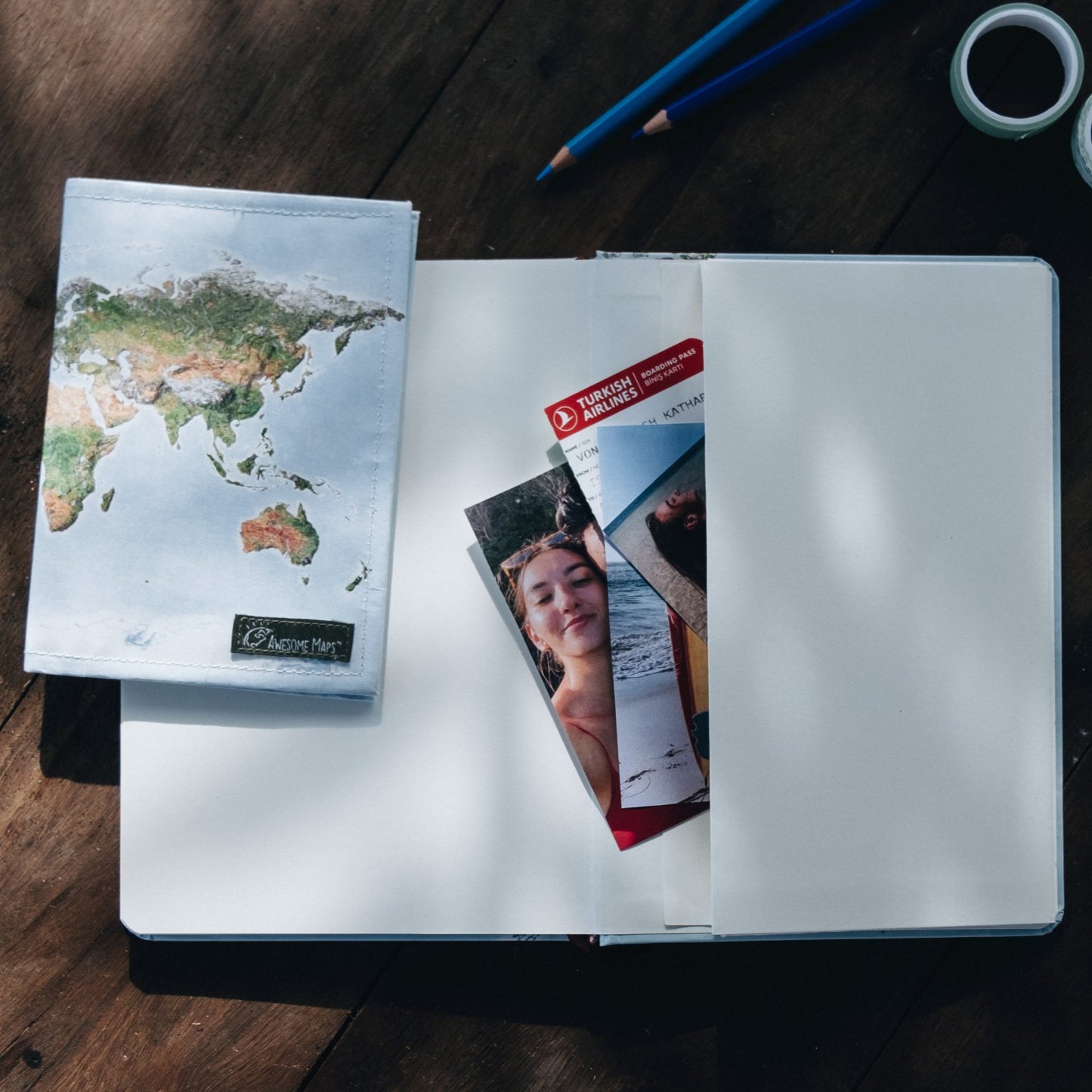 Awesome Maps Travel Journal / A5 / Hardcover / Blanko