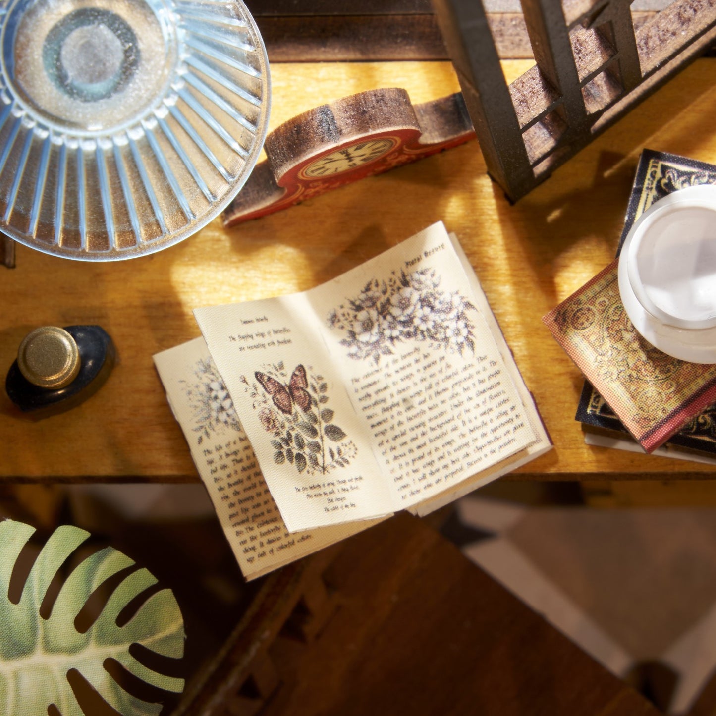 Rolife 3D-Holz-Puzzle Book Nook "Silent Corner Study"